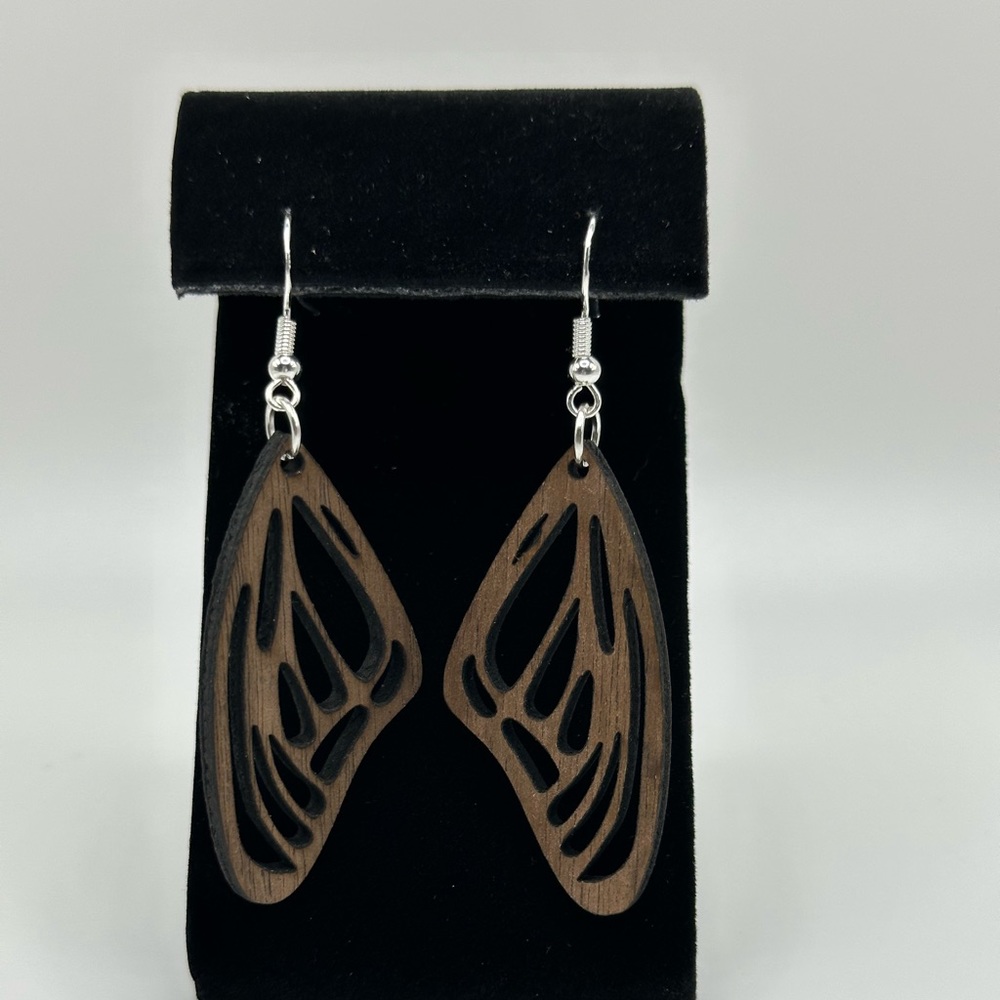 🦋wooden butterfly wings earrings 🦋